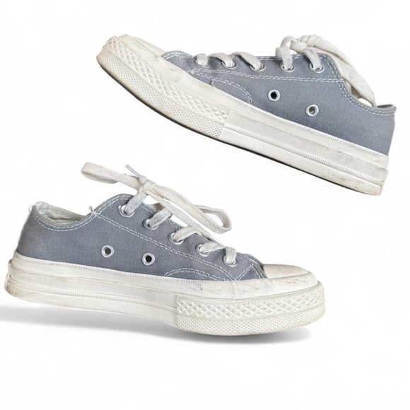 Comme des Garcons PLAY Gray Sneakers - Picture 2 of 2